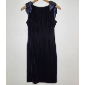 Vintage Cache Black Velvet Evening Dress Pearl Strand Back Satin Bow, sz 4